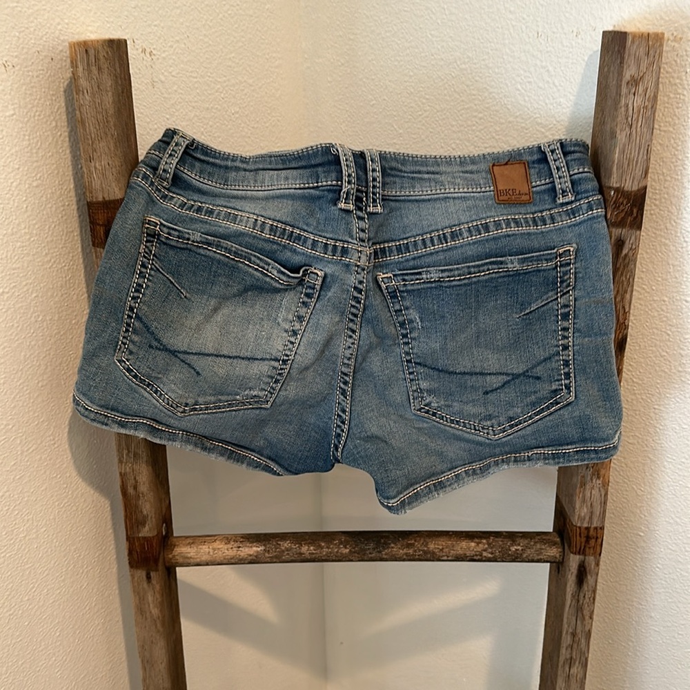 Shorts - Picture 2 of 2